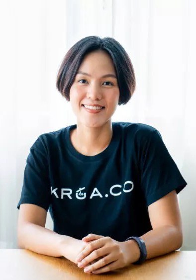 宛薇·洪维瓦塔娜 Wanweaw Hongvivatana照片