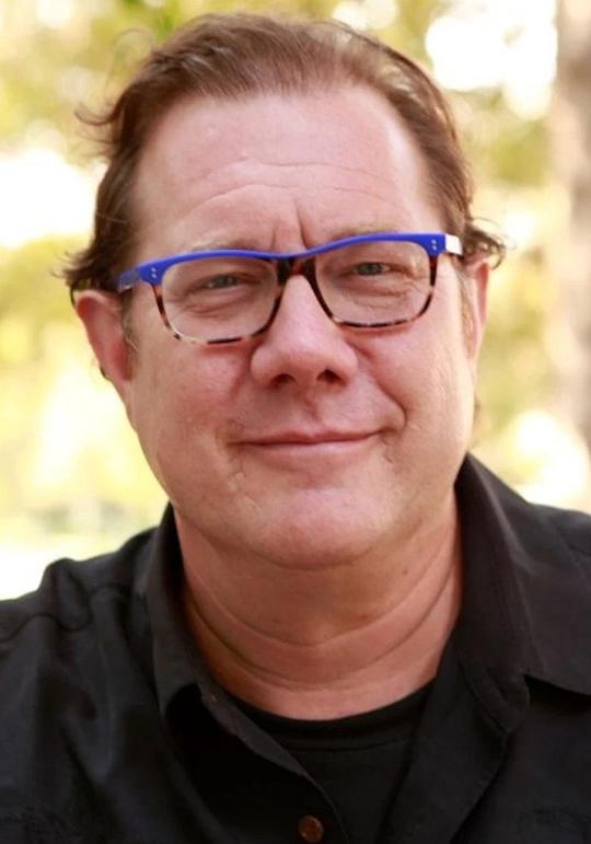 弗雷德·塔特西奥 Fred Tatasciore照片