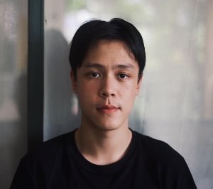 卜密巴特·塔沃斯理 Bhumibhat Thavornsiri照片