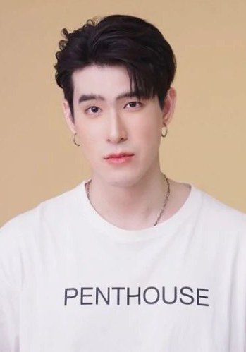 阿索沃瑞·皮尼甘渣纳潘 Asavarid Pinitkanjanapun照片