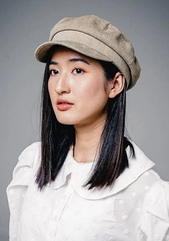 甘莫内·仁希 Kamolned Ruengsri照片