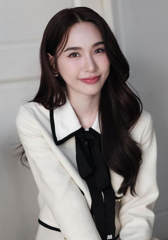 纳瑞拉·库尔蒙科尔佩特 Narilya Gulmongkolpech照片