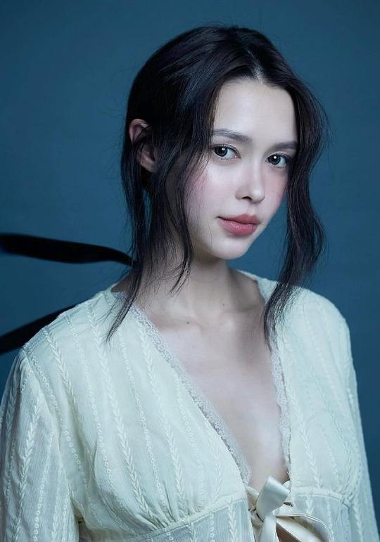 帕特里夏·德查诺·古德 Patricia Tanchanok Good照片