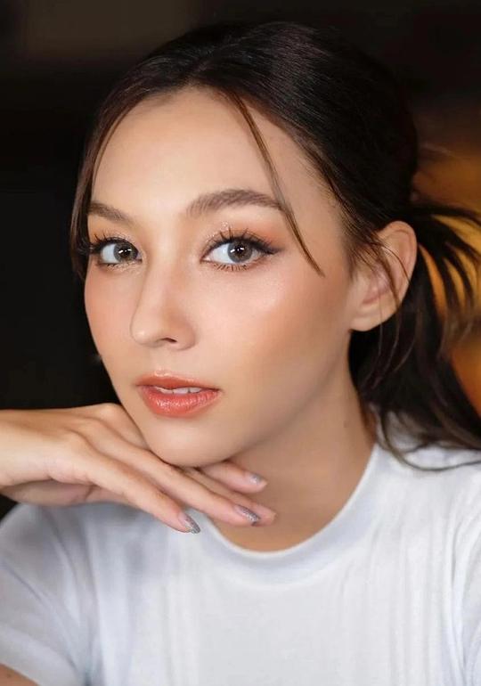 卡黎莎·素帕琳格特 Carissa Springett照片