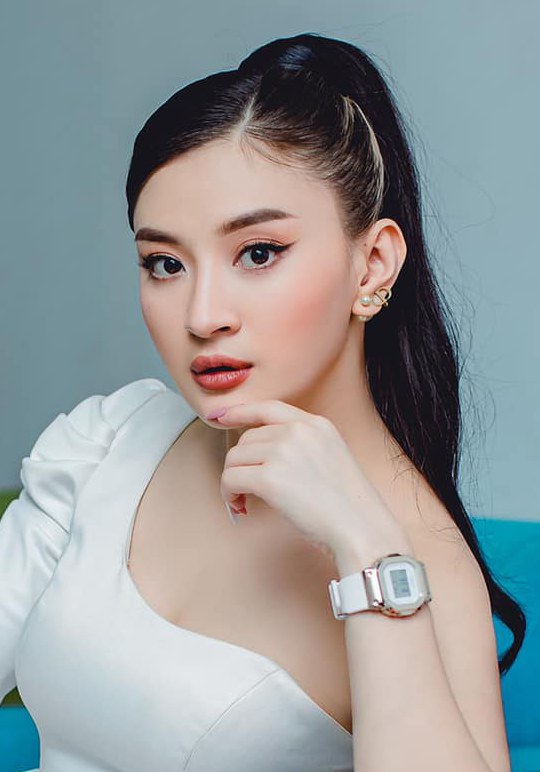 乌萌瑞仪 Wutt Hmone Shwe Yi照片