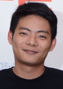 拜拉契·坤完 Pairach Khumwan照片