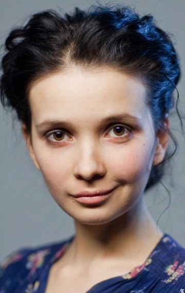 玛丽亚·斯莫尔尼科娃 Mariya Smolnikova照片