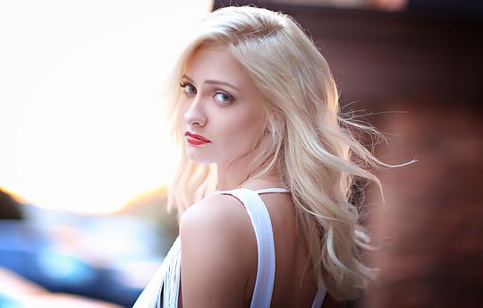 波琳娜·马克西莫娃 Polina Maksimova照片