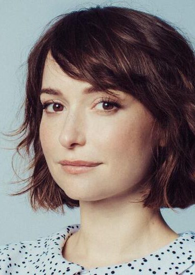 米拉娜·薇恩翠 Milana Vayntrub照片