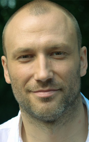 Konstantin Solovyov照片