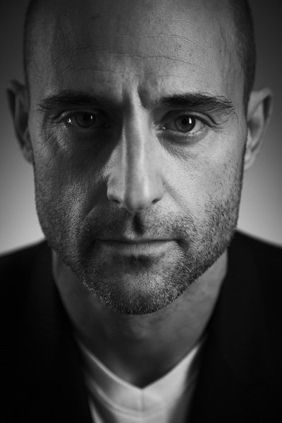 马克·斯特朗 Mark Strong照片