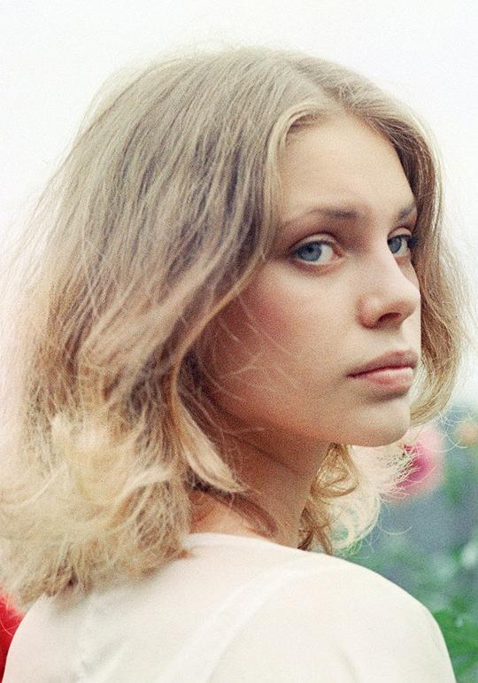 Olga Mashnaya照片