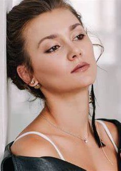 尤金妮娅·莱金采娃 Eugenia Lezgintseva照片