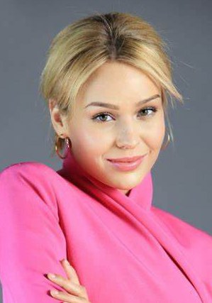 尼古琳娜·卡利贝达 Nikolina Kaliberda照片