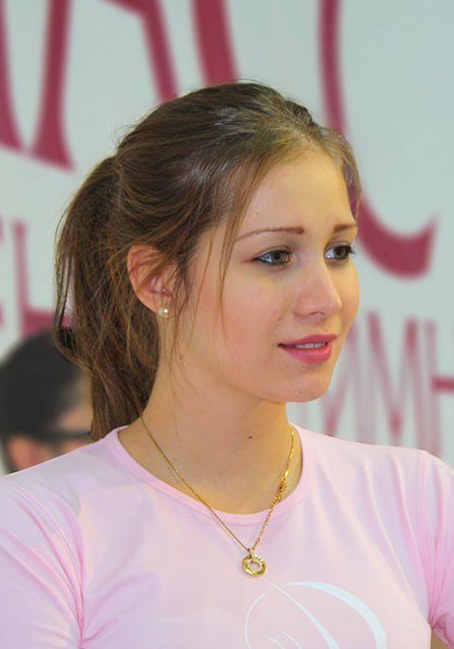乌利亚娜·东斯科娃 Ulyana Donskova照片
