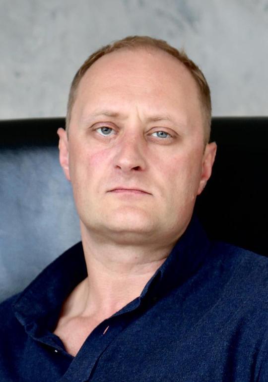 Andrei Zibrov照片