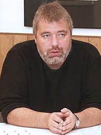 亚历山大·米尤塔夫 Aleksandr Muratov照片