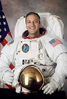 Michael J. Massimino照片
