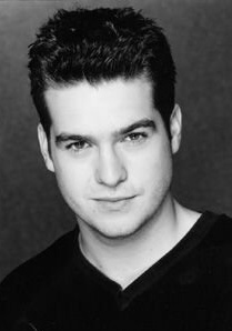扎卡里·贝内特 Zachary Bennett照片
