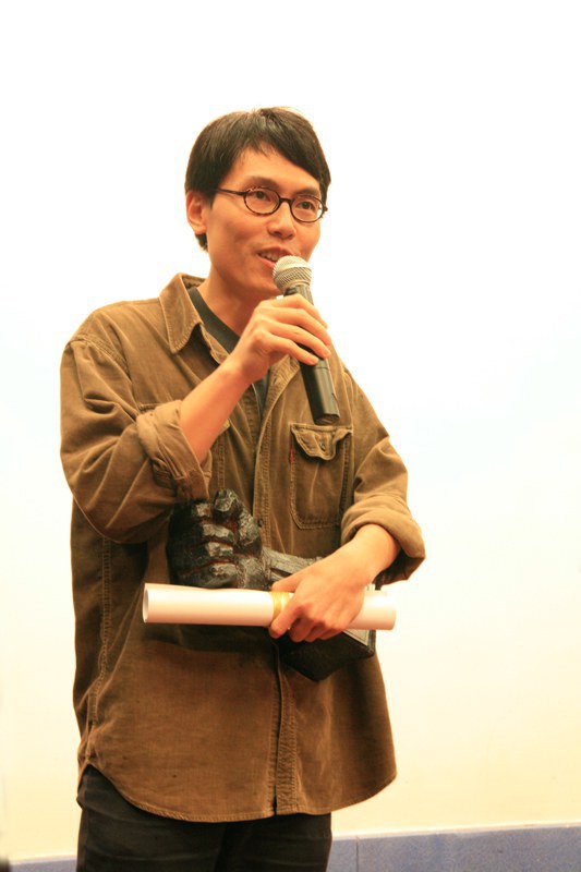 李珞 Luo Li照片