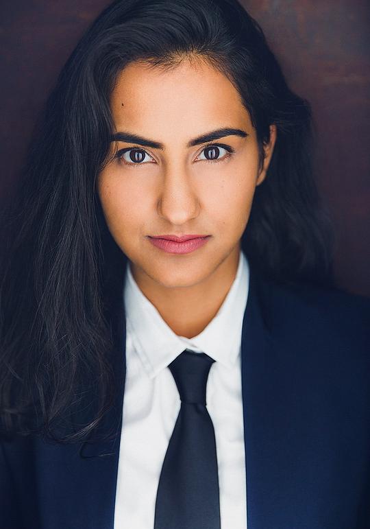 阿姆莉特·考尔 Amrit Kaur照片