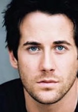 尼尔迈特 Niall Matter照片