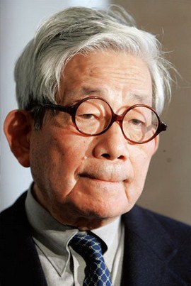 大江健三郎 Kenzaburô Oe照片