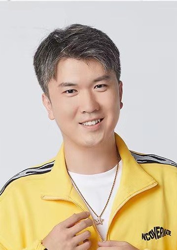 张祐维 Youwei Zhang照片