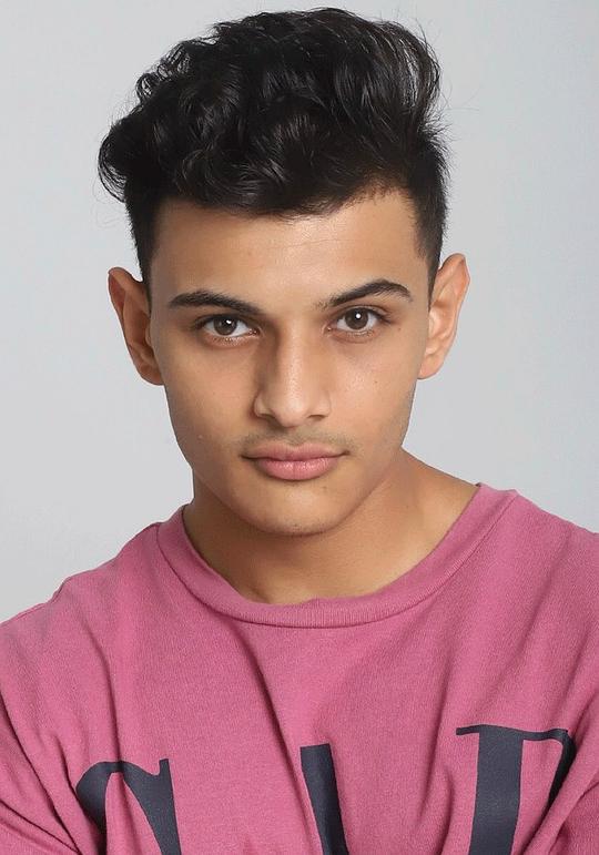 哈姆扎·阿萨尔 Hamza Al-sal照片