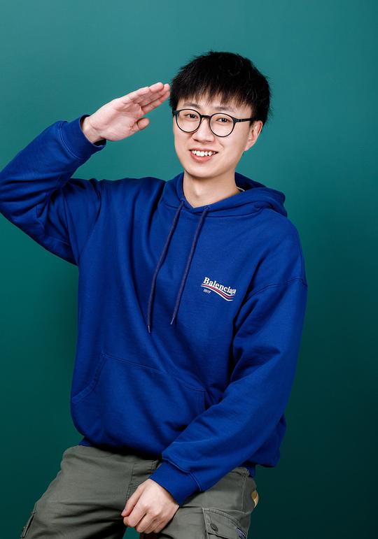 陈业雄照片