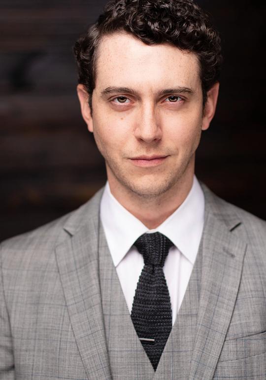 奥斯汀·弗里曼 Austin Freeman照片
