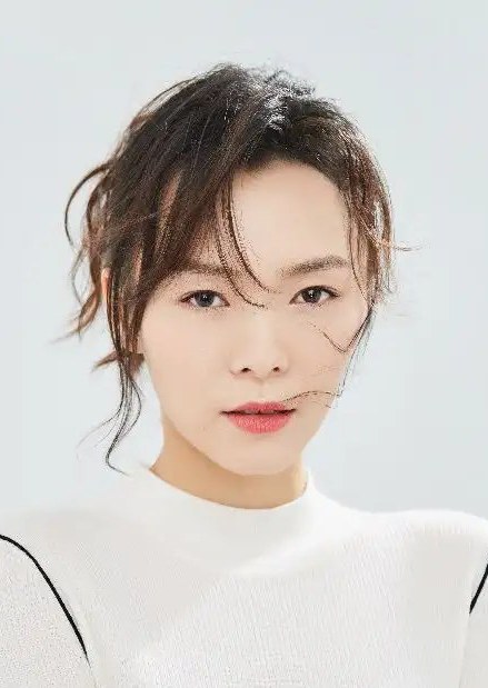 程怡 Yi Cheng照片
