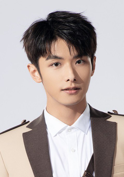赵弈钦 Yiqin Zhao照片