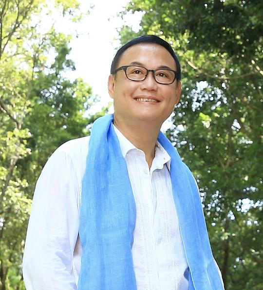 严浩 Ho Yim照片