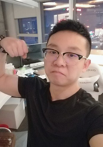 苗龙照片
