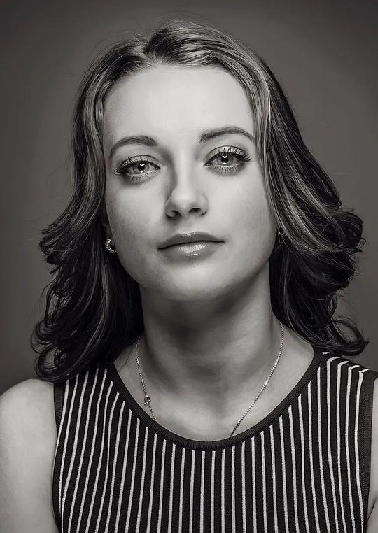 康晞娅 Anastasia Sedikova照片