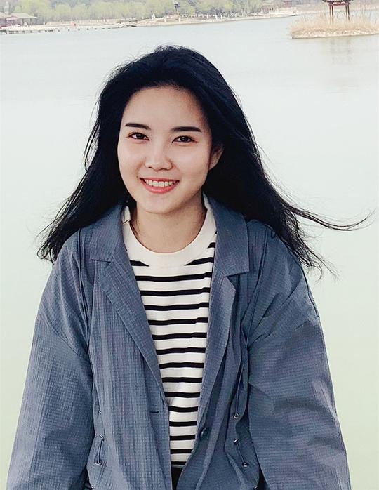 王潇倩 Xiaoqian Wang照片