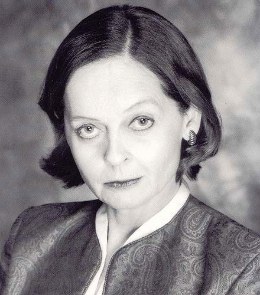 凯伦·特利哈 Karen Teliha照片