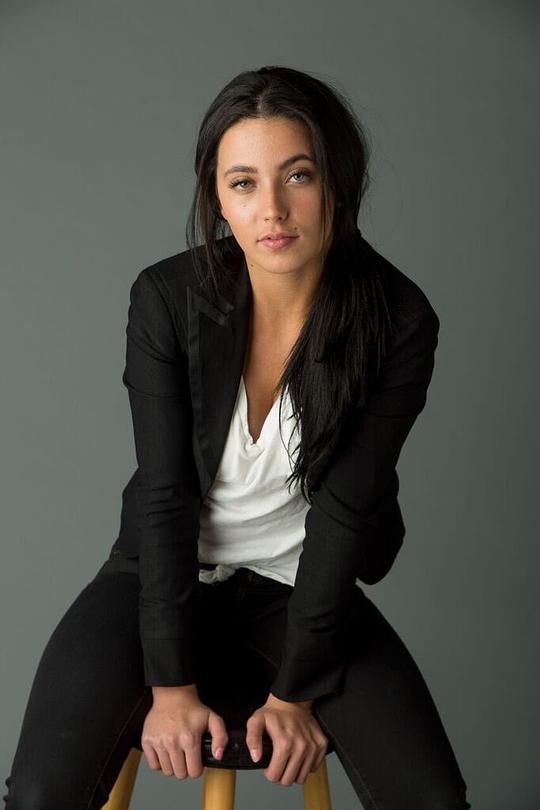 莎拉·凯瑟琳·贝勒米 Sara Catherine Bellamy照片