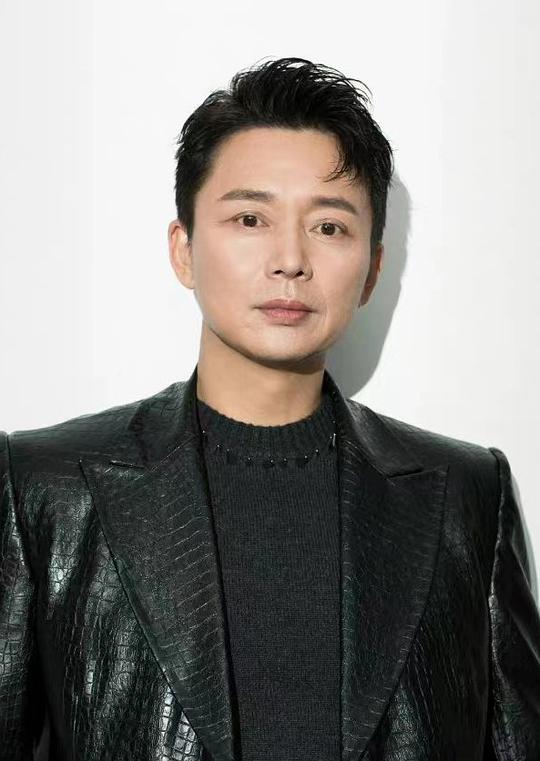 刘奕君 Yijun Liu照片