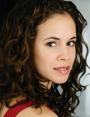 查里斯·卡斯特罗·史密斯 Charise Castro Smith照片