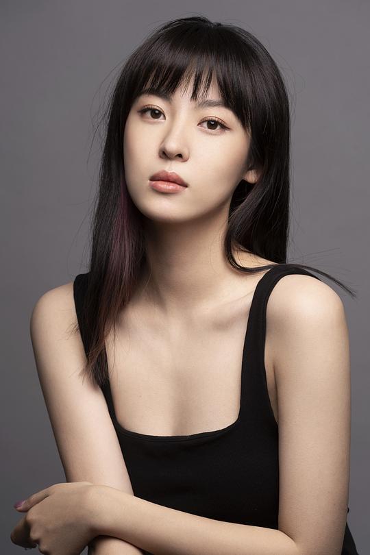 周放 Fang Zhou照片