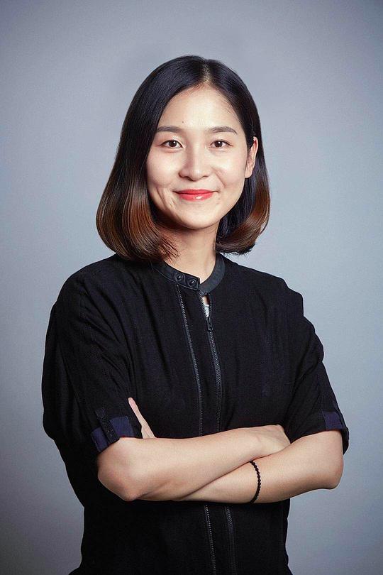 鲁岩 Yan Lu照片