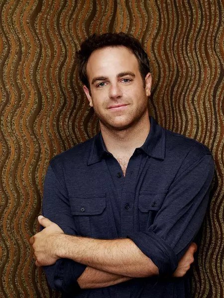 保罗·安德斯坦 Paul Adelstein照片