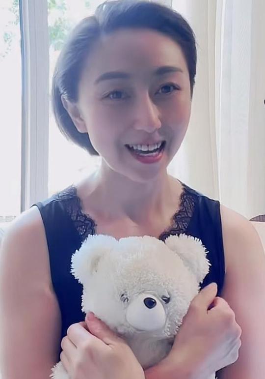 梁颖 Ying Liang照片