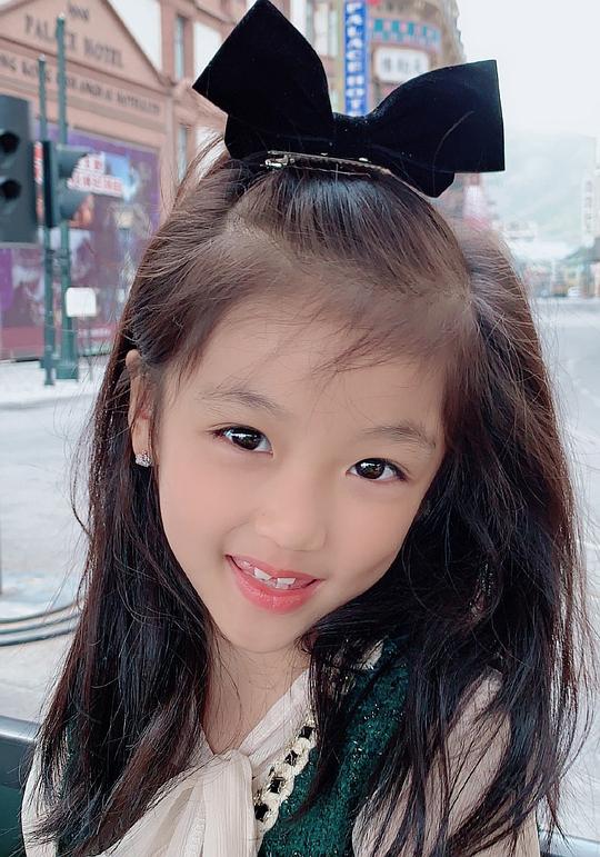 罗意淳 Yichun Luo照片