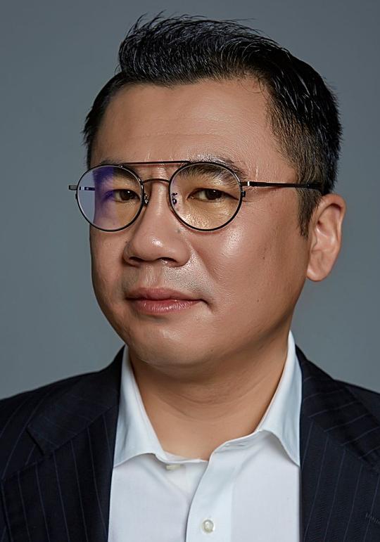 闫强 Qiang Yan照片