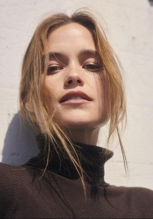 莎拉·凯瑟琳·胡克 Sarah Catherine Hook照片