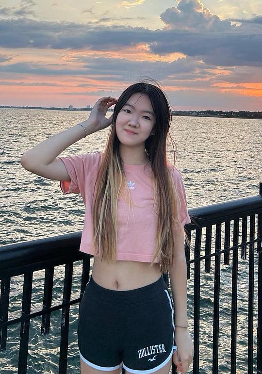 海伦娜·胡 Helena Hu照片