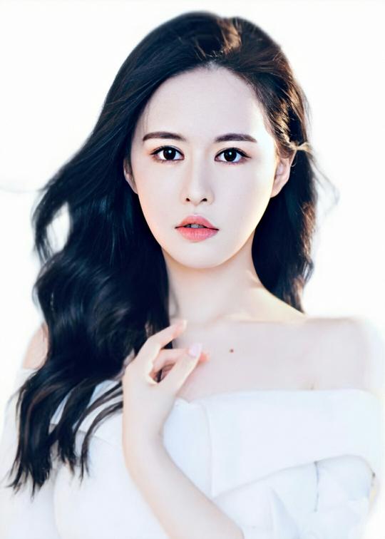 云千千 Qianqian Yun照片